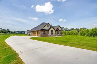 612 Winkler Wy, Springtown, TX 76082 - Photo 2