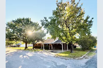 300 Denton Court, Collinsville, TX 76233 - Photo 1