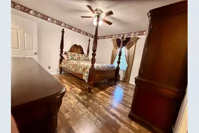 300 Denton Court, Collinsville, TX 76233 - Photo 18