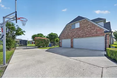 3718 Quail Hollow Street, Celina, TX 75009 - Photo 6