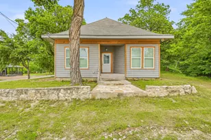 314 N Harding St, Fort Worth, TX 76102 - Photo 2