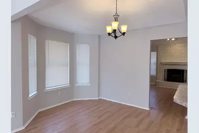 918 Gwinnett Circle, Arlington, TX 76017 - Photo 6