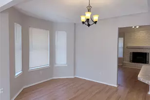 918 Gwinnett Cir, Arlington, TX 76017 - Photo 6