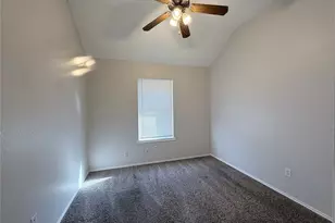 918 Gwinnett Cir, Arlington, TX 76017 - Photo 12