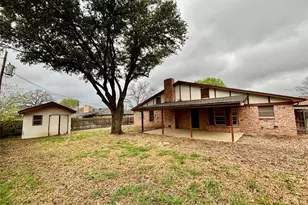 8704 Copper Canyon Rd, North Richland Hills, TX 76182 - Photo 6