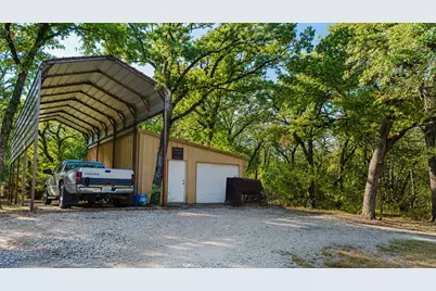 1984 Sunflower Road, Paradise, TX 76073 - Photo 32