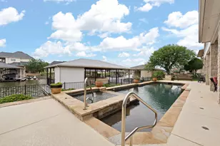 2705 Harborside Dr, Granbury, TX 76048 - Photo 4