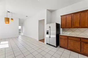 2809 Dawn Spring Dr, Little Elm, TX 75068 - Photo 4