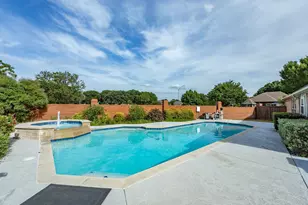 3529 Stone Creek Ln S, Fort Worth, TX 76137 - Photo 2