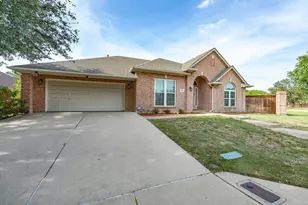 3529 Stone Creek Ln S, Fort Worth, TX 76137 - Photo 4
