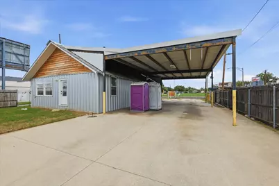 2800 E Belknap, Fort Worth, TX 76111 - Photo 1
