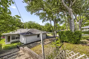 11016 Lippitt Ave, Dallas, TX 75218 - Photo 28