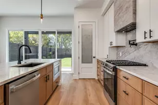 2422 Jeffries St, Dallas, TX 75215 - Photo 18