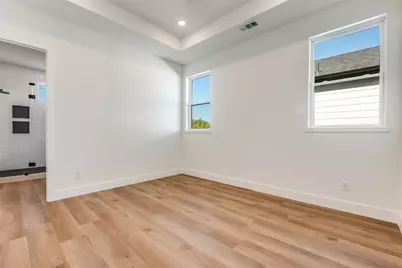 2422 Jeffries Street, Dallas, TX 75215 - Photo 22
