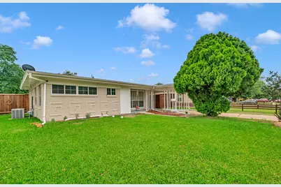 1614 Briarwood Lane, Irving, TX 75061 - Photo 1