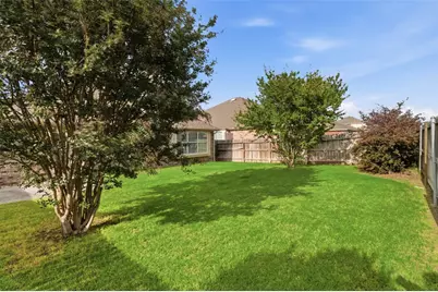 924 Bowie Drive, Lavon, TX 75166 - Photo 6
