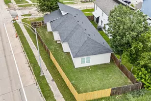830 E Powell Ave, Fort Worth, TX 76104 - Photo 28