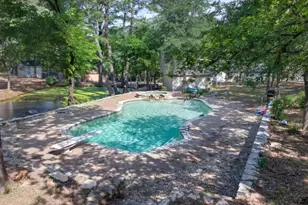 2715 Green Oaks Blvd, Arlington, TX 76017 - Photo 36