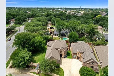 7401 Park Place Drive, North Richland Hills, TX 76182 - Photo 32