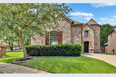 7401 Park Place Drive, North Richland Hills, TX 76182 - Photo 2