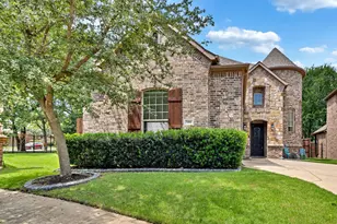 7401 Park Pl Dr, North Richland Hills, TX 76182 - Photo 2