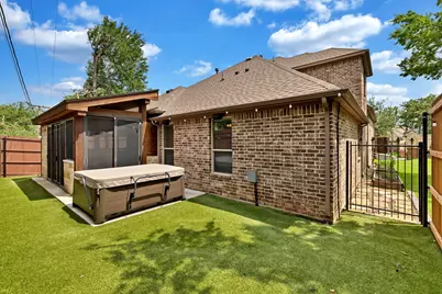 7401 Park Place Drive, North Richland Hills, TX 76182 - Photo 30