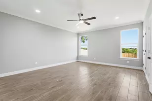 1517 Avenue D, Fort Worth, TX 76104 - Photo 6
