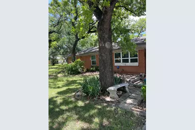1005 Gary Street, Bridgeport, TX 76426 - Photo 1
