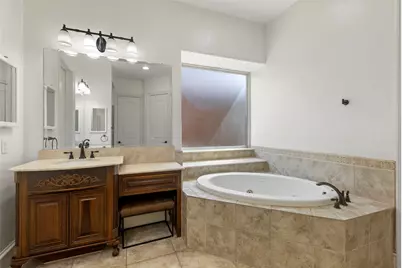 11292 Berkeley Hall Lane, Frisco, TX 75033 - Photo 16