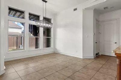 11292 Berkeley Hall Lane, Frisco, TX 75033 - Photo 10