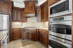 11292 Berkeley Hall Ln, Frisco, TX 75033 - Photo 8
