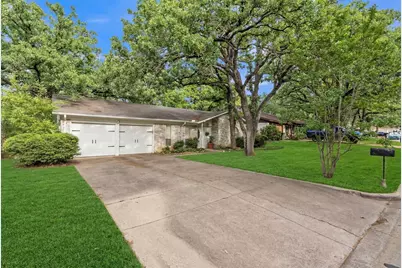 2908 Nancy Circle, Arlington, TX 76013 - Photo 1