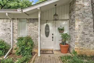 2908 Nancy Circle, Arlington, TX 76013 - Photo 2