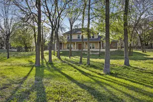 4405 Wolf Ct, McKinney, TX 75071 - Photo 2