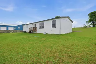 587 Kentucky Town Rd, Whitewright, TX 75491 - Photo 28