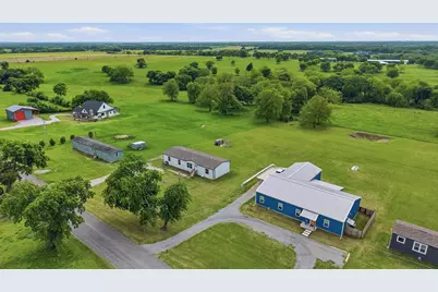587 Kentucky Town Road, Whitewright, TX 75491 - Photo 34