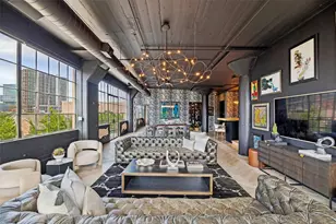 2220 Canton St, Dallas, TX 75201 - Photo 10