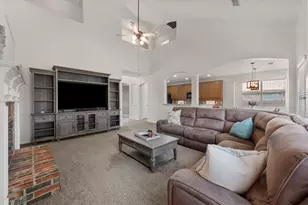 4009 Greenwood Way, Mansfield, TX 76063 - Photo 10