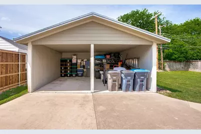 845 Springbrook Drive, Fort Worth, TX 76107 - Photo 24