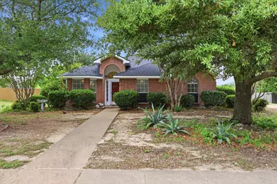 921 High Point Drive, Midlothian, TX 76065 - Photo 2