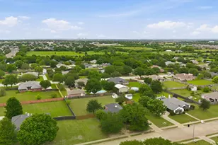 921 High Point Dr, Midlothian, TX 76065 - Photo 36