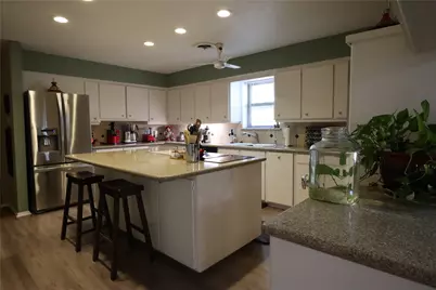 5421 Benbridge Drive, Fort Worth, TX 76107 - Photo 16
