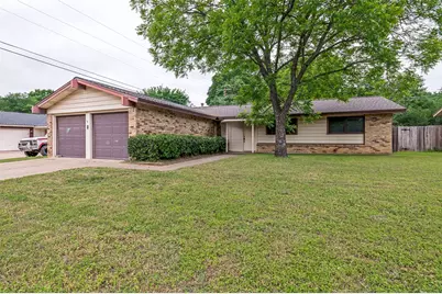 2605 Hollywood Drive, Arlington, TX 76013 - Photo 2