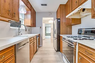 2605 Hollywood Dr, Arlington, TX 76013 - Photo 12