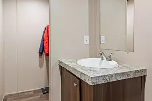 5400 Parker Henderson Rd, Fort Worth, TX 76119 - Photo 20