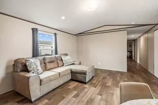 5400 Parker Henderson Rd, Fort Worth, TX 76119 - Photo 10