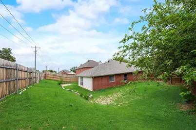 603 Pine Meadow Court, Arlington, TX 76012 - Photo 20