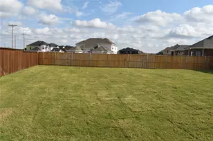 2716 La Jolla Blvd, Grand Prairie, TX 75054 - Photo 36