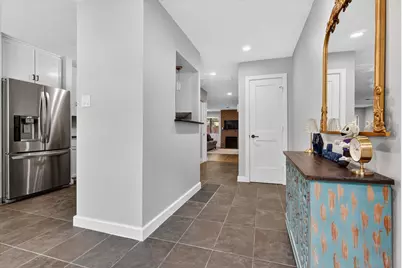 2613 McCart Avenue #2613, Fort Worth, TX 76110 - Photo 4