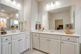 8718 Mangham St, North Richland Hills, TX 76180 - Photo 26